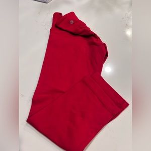 Lululemon Wunder Under size 6